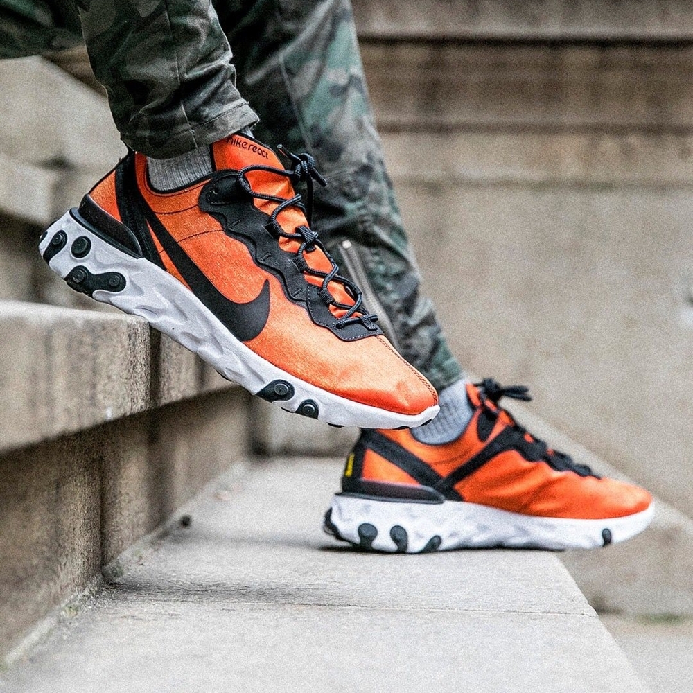 Nike Men’s SZ.9 React Element 55 PRM Sunrise BQ9241-001 Metallic Orange New